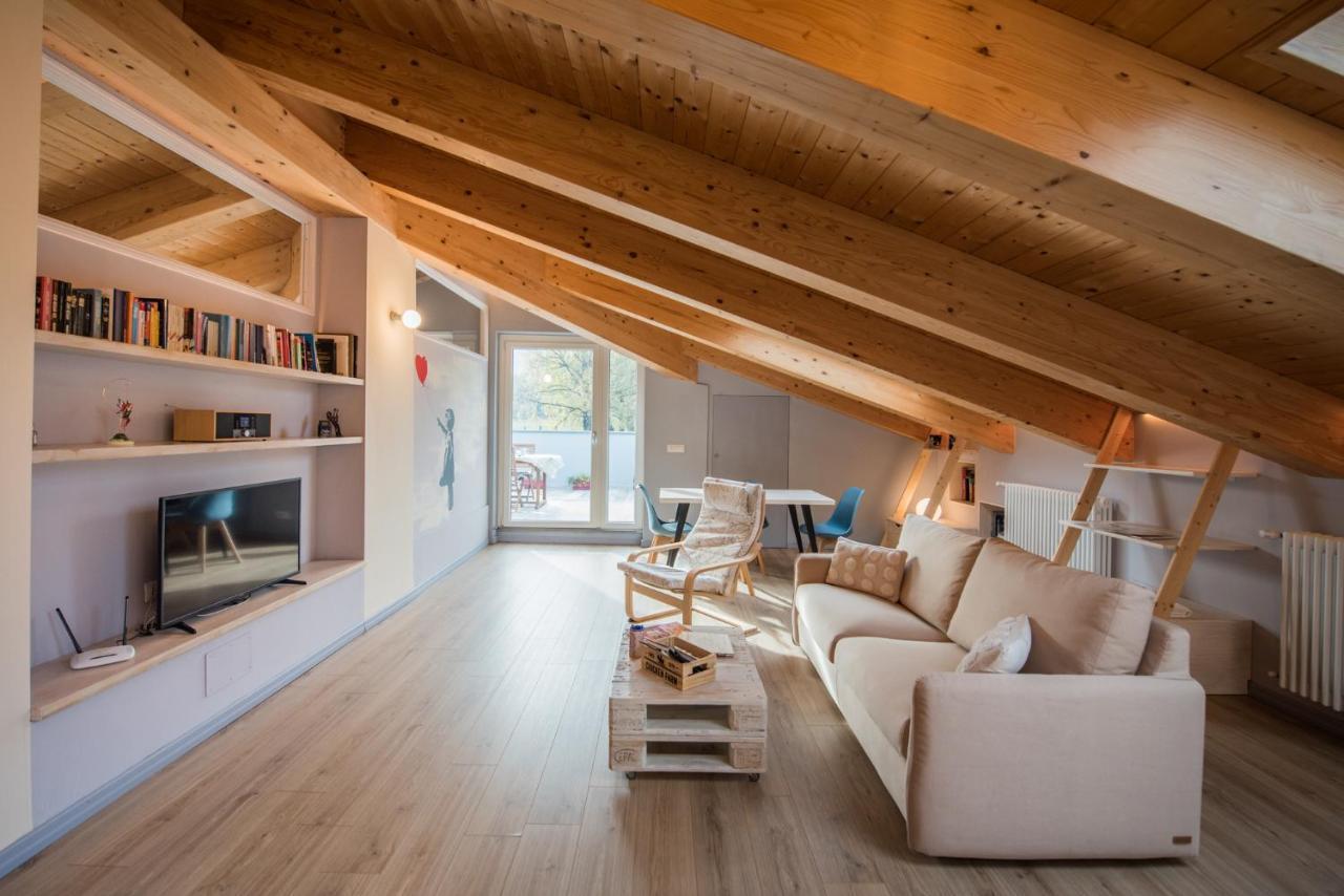 Loft 29 Mansardato Con Ampio Terrazzo Bussoleno Exterior photo